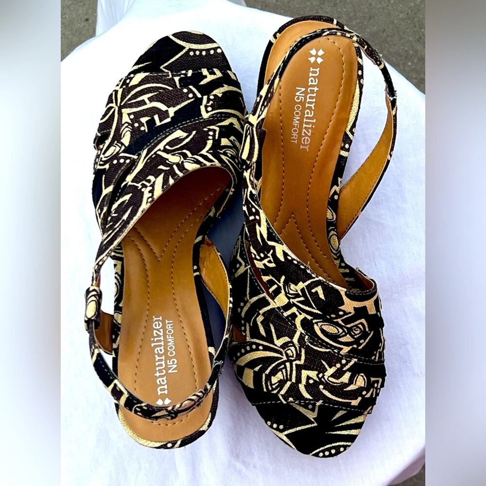 NEW NATURALIZER  Lulianna Natural Linen and Cork Wedge Sandal. Size 8.5